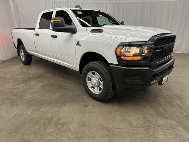 2024 RAM Ram 3500 RAM 3500 TRADESMAN CREW CAB 4X4 8 BOX