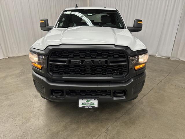 2024 RAM Ram 3500 RAM 3500 TRADESMAN CREW CAB 4X4 8 BOX