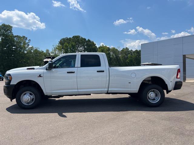 2024 RAM Ram 3500 RAM 3500 TRADESMAN CREW CAB 4X4 8 BOX