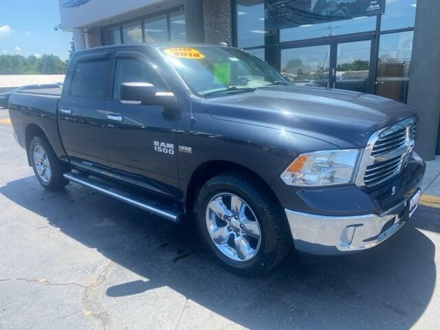 2018 RAM 1500 Big Horn Crew Cab 4x4 57 Box
