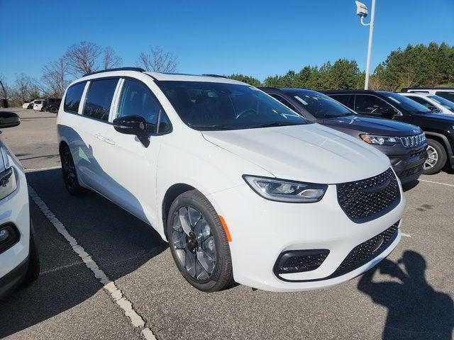 2024 Chrysler Pacifica PACIFICA LIMITED