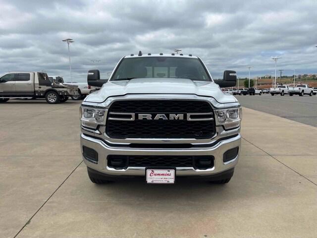 2024 RAM Ram 3500 RAM 3500 TRADESMAN CREW CAB 4X4 8 BOX