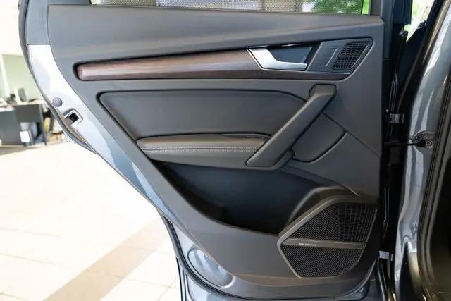 2022 Audi Q5 Premium Plus 45 TFSI S line quattro S tronic
