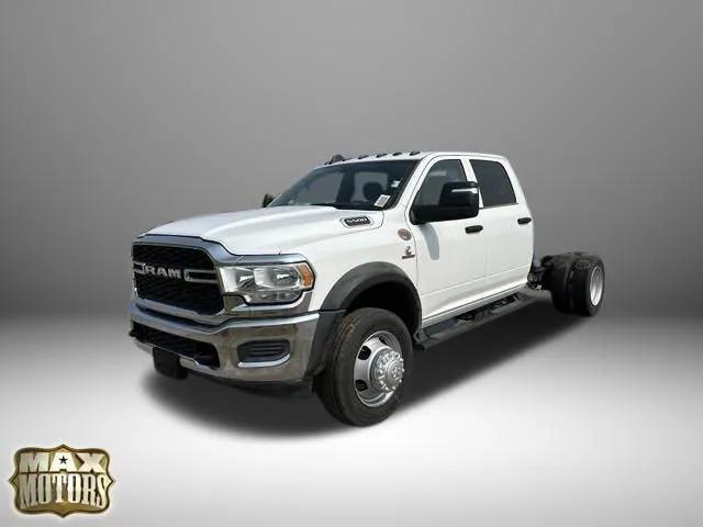 2024 RAM Ram 5500 Chassis Cab RAM 5500 TRADESMAN CHASSIS CREW CAB 4X4 60 CA 2024 RAM Ram 5500 Chassis Cab RAM 5500 TRADESMAN CHASSIS CREW CAB 4X4 60 CA