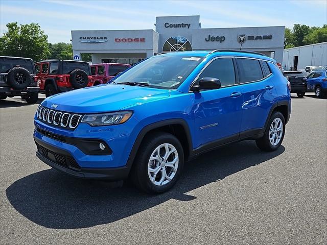 2024 Jeep Compass COMPASS LATITUDE 4X4