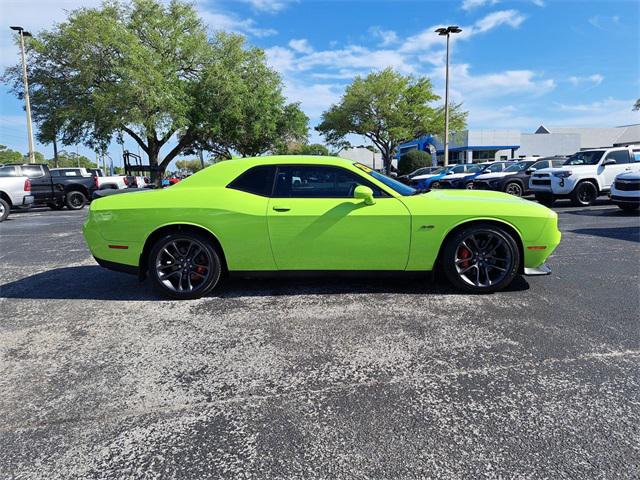 2023 Dodge Challenger CHALLENGER R/T