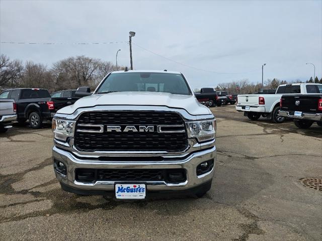 2022 RAM 2500 Big Horn Mega Cab 4x4 64 Box 2022 RAM 2500 Big Horn Mega Cab 4x4 64 Box