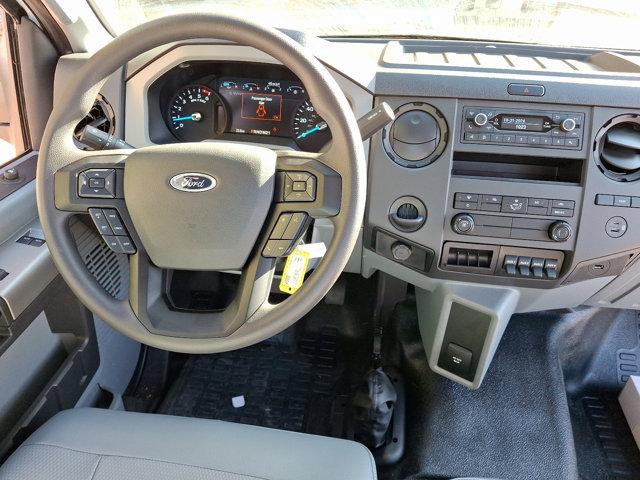 2025 Ford F-650 F650 REGULAR CAB DOCK HGT