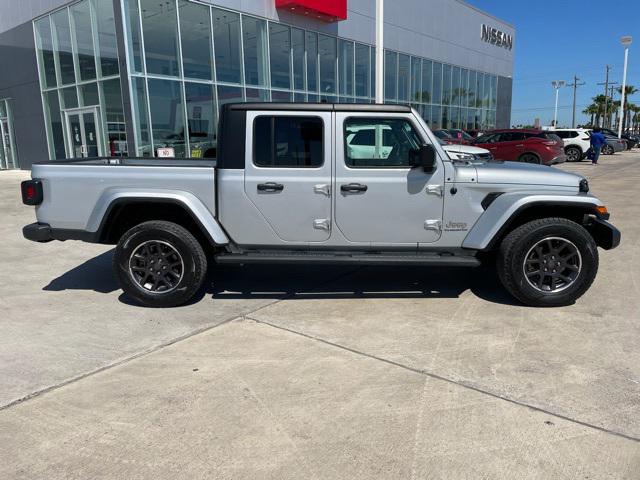 2022 Jeep Gladiator Overland 4x4