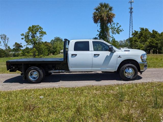 2024 RAM Ram 3500 Chassis Cab RAM 3500 TRADESMAN CREW CAB CHASSIS 4X4 60 CA