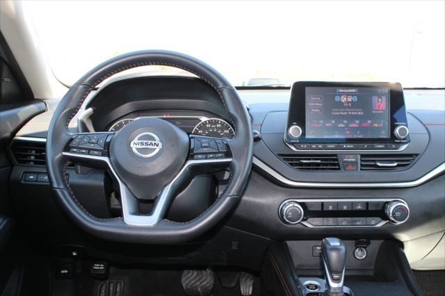 2021 Nissan Altima SR FWD