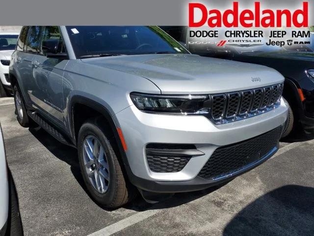 2024 Jeep Grand Cherokee GRAND CHEROKEE LAREDO X 4X2