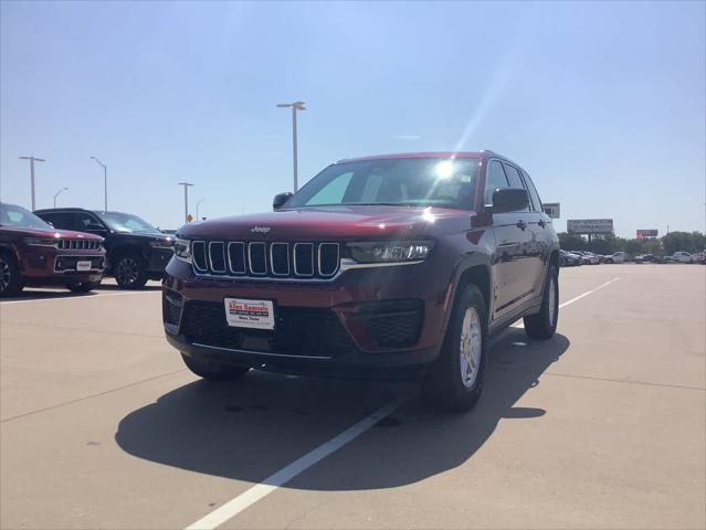 2024 Jeep Grand Cherokee GRAND CHEROKEE LAREDO 4X4