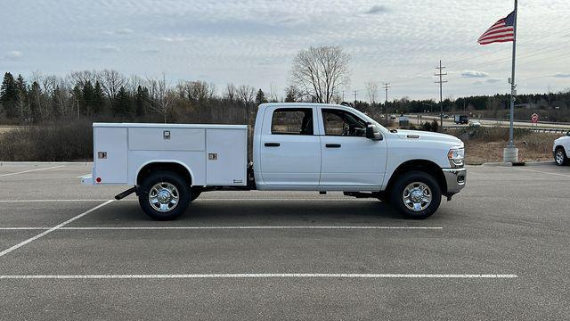 2024 RAM Ram 3500 RAM 3500 TRADESMAN CREW CAB 4X4 8 BOX