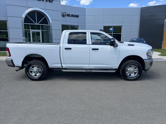 2024 RAM Ram 3500 RAM 3500 TRADESMAN CREW CAB 4X4 64 BOX