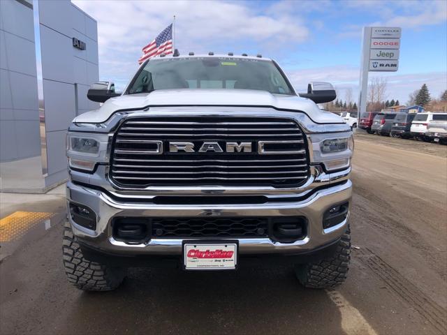 2022 RAM 3500 Laramie Crew Cab 4x4 64 Box