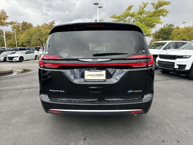 2024 Chrysler Pacifica Hybrid PACIFICA PLUG-IN HYBRID PINNACLE