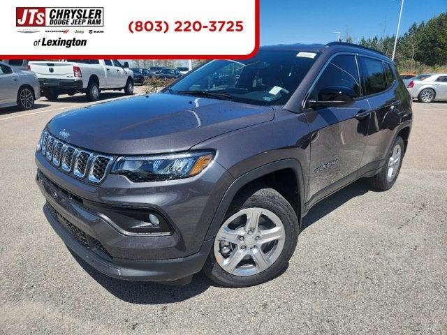 2024 Jeep Compass COMPASS LATITUDE 4X4