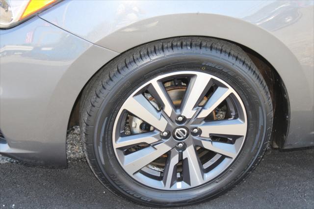 2020 Nissan Versa SV Xtronic CVT