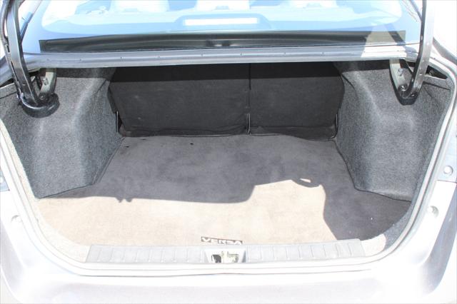 2020 Nissan Versa SV Xtronic CVT