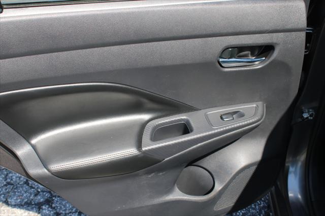 2020 Nissan Versa SV Xtronic CVT