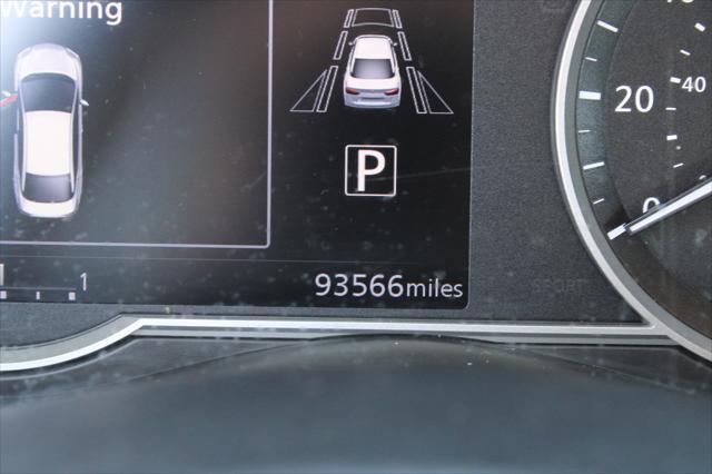 2020 Nissan Versa SV Xtronic CVT