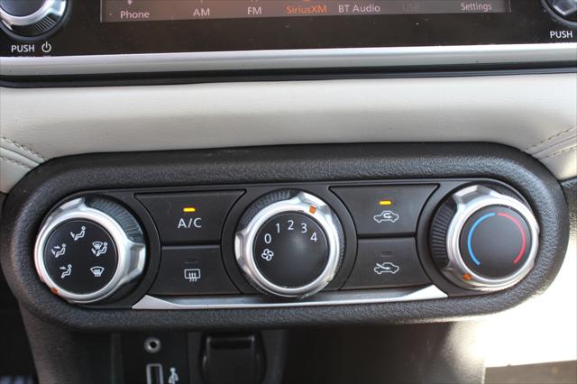 2020 Nissan Versa SV Xtronic CVT