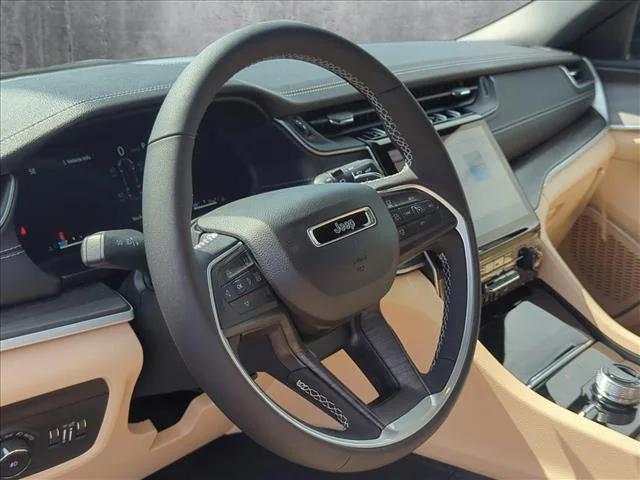 2024 Jeep Grand Cherokee GRAND CHEROKEE L LIMITED 4X4