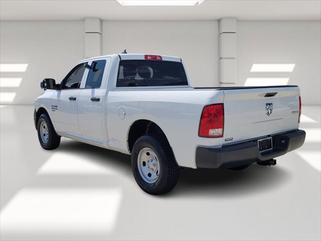 2024 RAM Ram 1500 Classic RAM 1500 CLASSIC TRADESMAN QUAD CAB 4X4 64 BOX