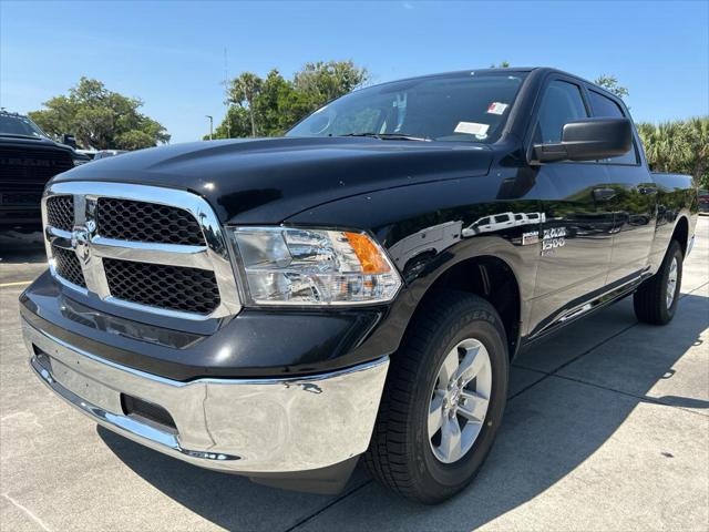 2024 RAM Ram 1500 Classic RAM 1500 CLASSIC TRADESMAN CREW CAB 4X4 64 BOX