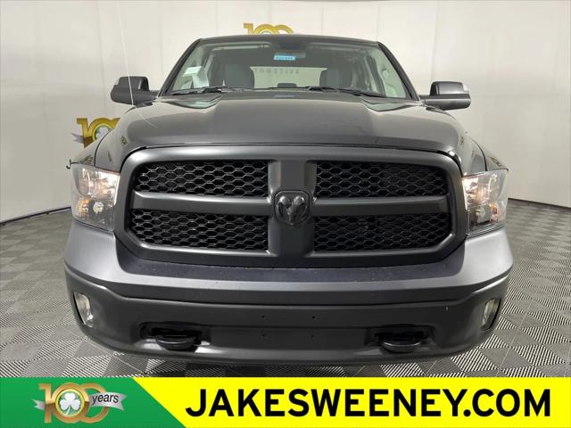 2024 RAM Ram 1500 Classic RAM 1500 CLASSIC TRADESMAN QUAD CAB 4X4 64 BOX