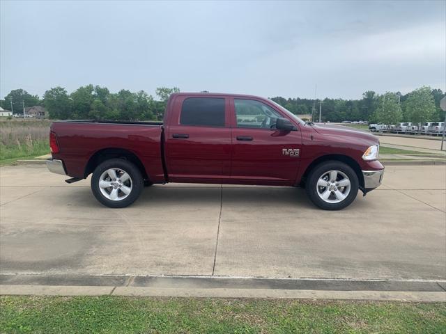 2024 RAM Ram 1500 Classic RAM 1500 CLASSIC TRADESMAN CREW CAB 4X4 57 BOX