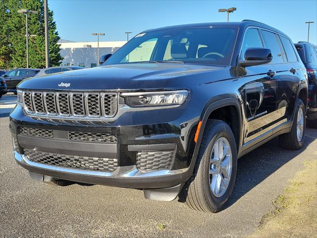 2024 Jeep Grand Cherokee GRAND CHEROKEE L LAREDO 4X4