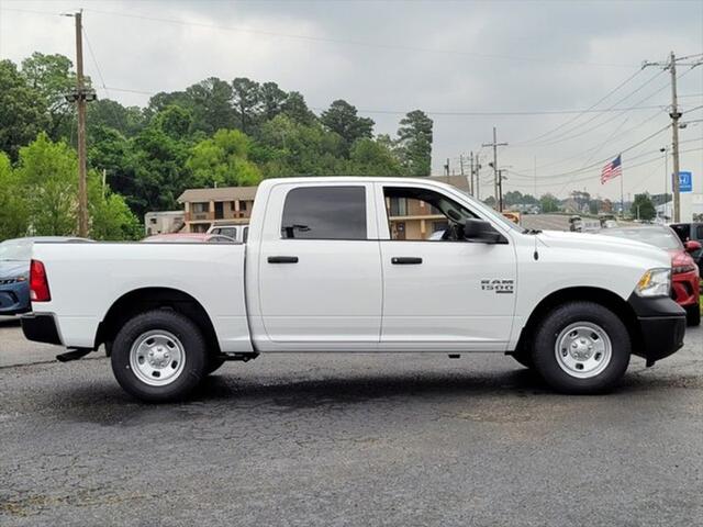 2024 RAM Ram 1500 Classic RAM 1500 CLASSIC TRADESMAN CREW CAB 4X2 57 BOX