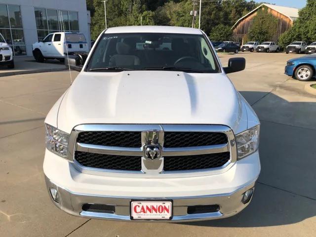 2024 RAM Ram 1500 Classic RAM 1500 CLASSIC TRADESMAN CREW CAB 4X4 57 BOX