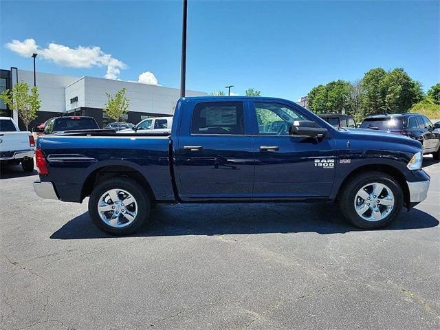 2024 RAM Ram 1500 Classic RAM 1500 CLASSIC TRADESMAN CREW CAB 4X4 57 BOX