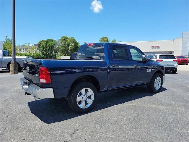 2024 RAM Ram 1500 Classic RAM 1500 CLASSIC TRADESMAN CREW CAB 4X4 57 BOX