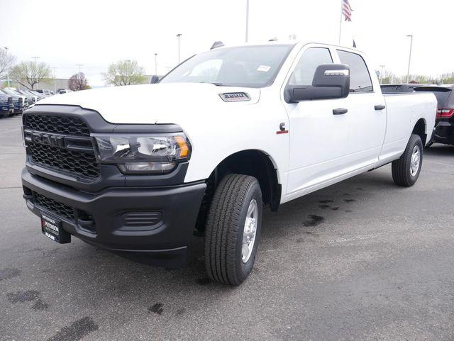 2024 RAM Ram 3500 RAM 3500 TRADESMAN CREW CAB 4X4 8 BOX