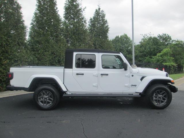 2024 Jeep Gladiator GLADIATOR SPORT S 4X4