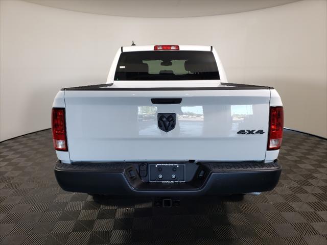 2024 RAM Ram 1500 Classic RAM 1500 CLASSIC TRADESMAN CREW CAB 4X4 57 BOX