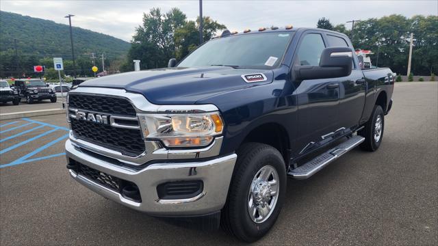 2024 RAM Ram 3500 RAM 3500 TRADESMAN CREW CAB 4X4 64 BOX