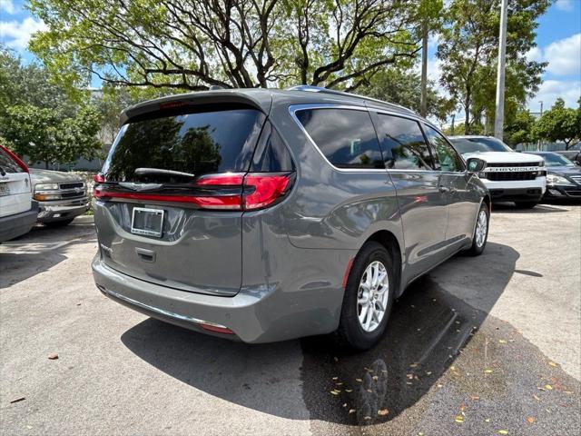 2021 Chrysler Pacifica Touring L