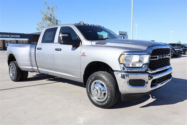 2024 RAM Ram 3500 RAM 3500 TRADESMAN CREW CAB 4X4 8 BOX