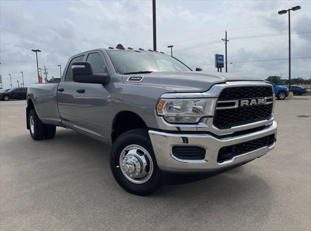 2024 RAM Ram 3500 RAM 3500 TRADESMAN CREW CAB 4X4 8 BOX