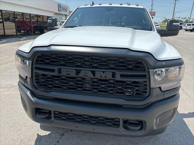 2024 RAM Ram 3500 RAM 3500 TRADESMAN CREW CAB 4X4 8 BOX