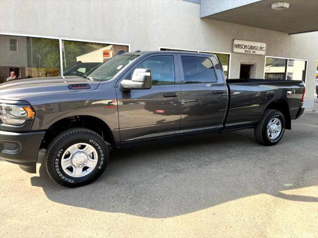 2024 RAM Ram 3500 RAM 3500 TRADESMAN CREW CAB 4X4 8 BOX