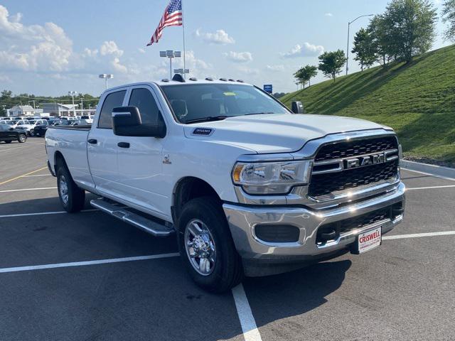 2024 RAM Ram 3500 RAM 3500 TRADESMAN CREW CAB 4X4 8 BOX