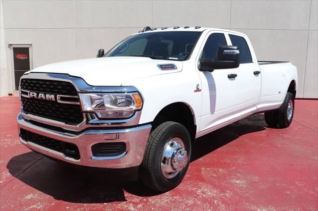 2024 RAM Ram 3500 RAM 3500 TRADESMAN CREW CAB 4X4 8 BOX