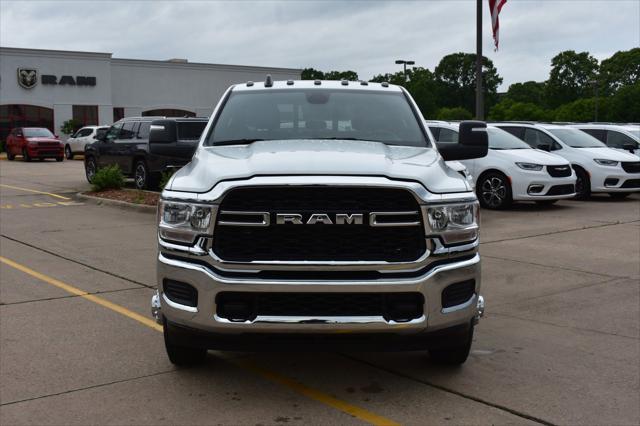 2024 RAM Ram 3500 RAM 3500 TRADESMAN CREW CAB 4X4 8 BOX