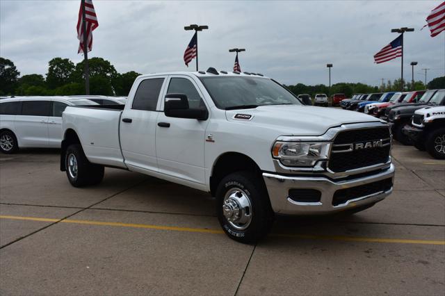 2024 RAM Ram 3500 RAM 3500 TRADESMAN CREW CAB 4X4 8 BOX